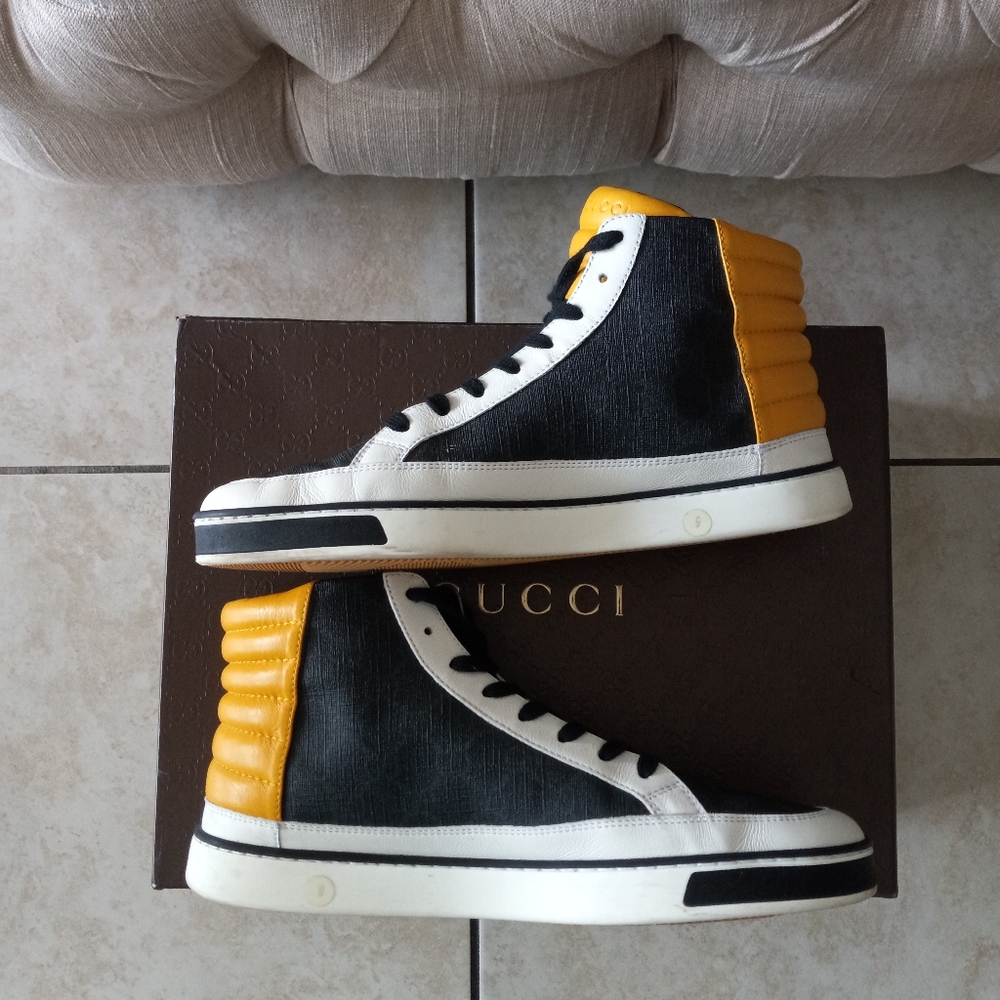 Gucci Supreme Monogram Limited Edition High Top Sneakers SZ 9G Code 3921…